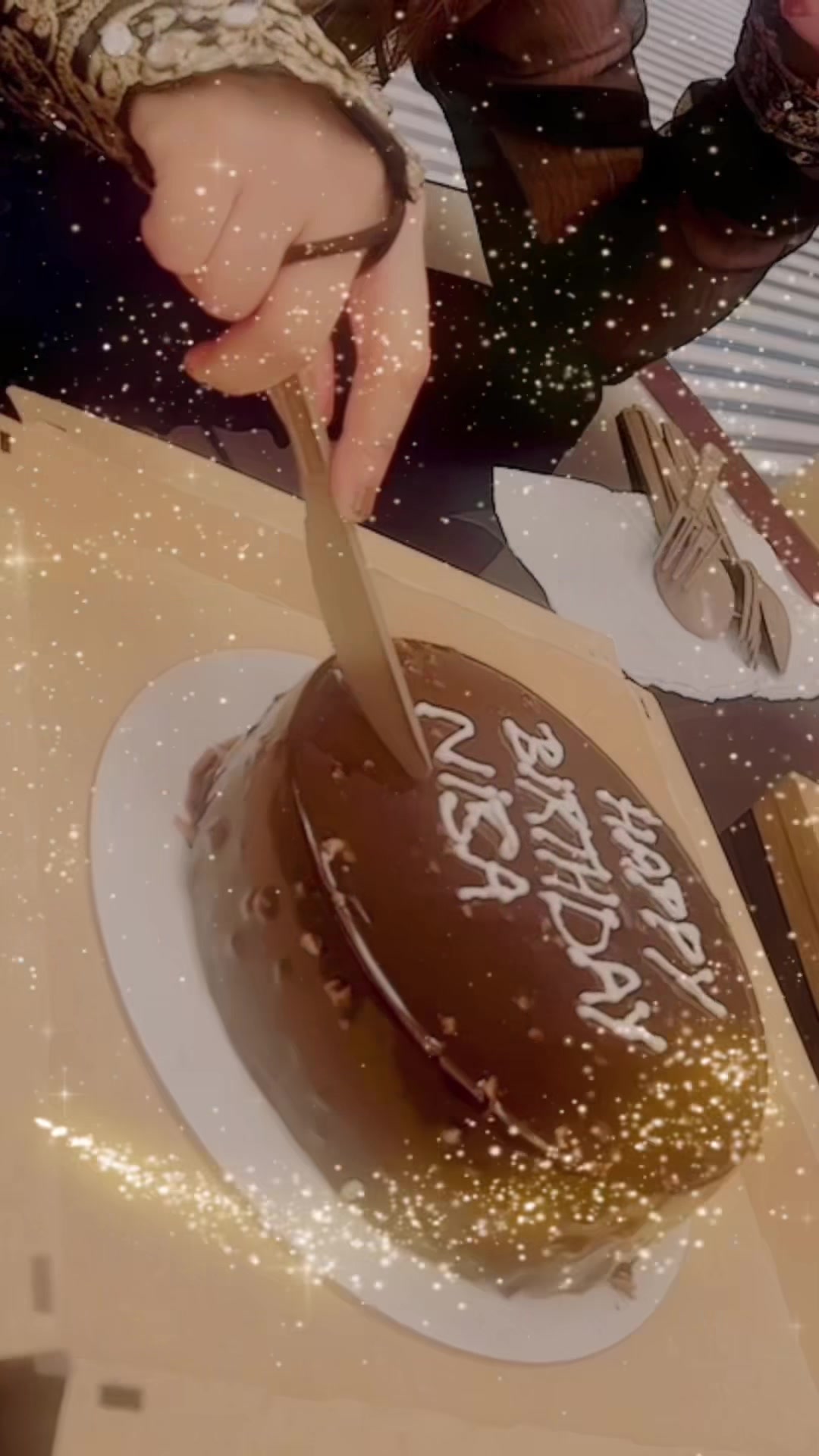 @𝐍𝐈𝐒𝐀 𝐊𝐇𝐀𝐍✨️