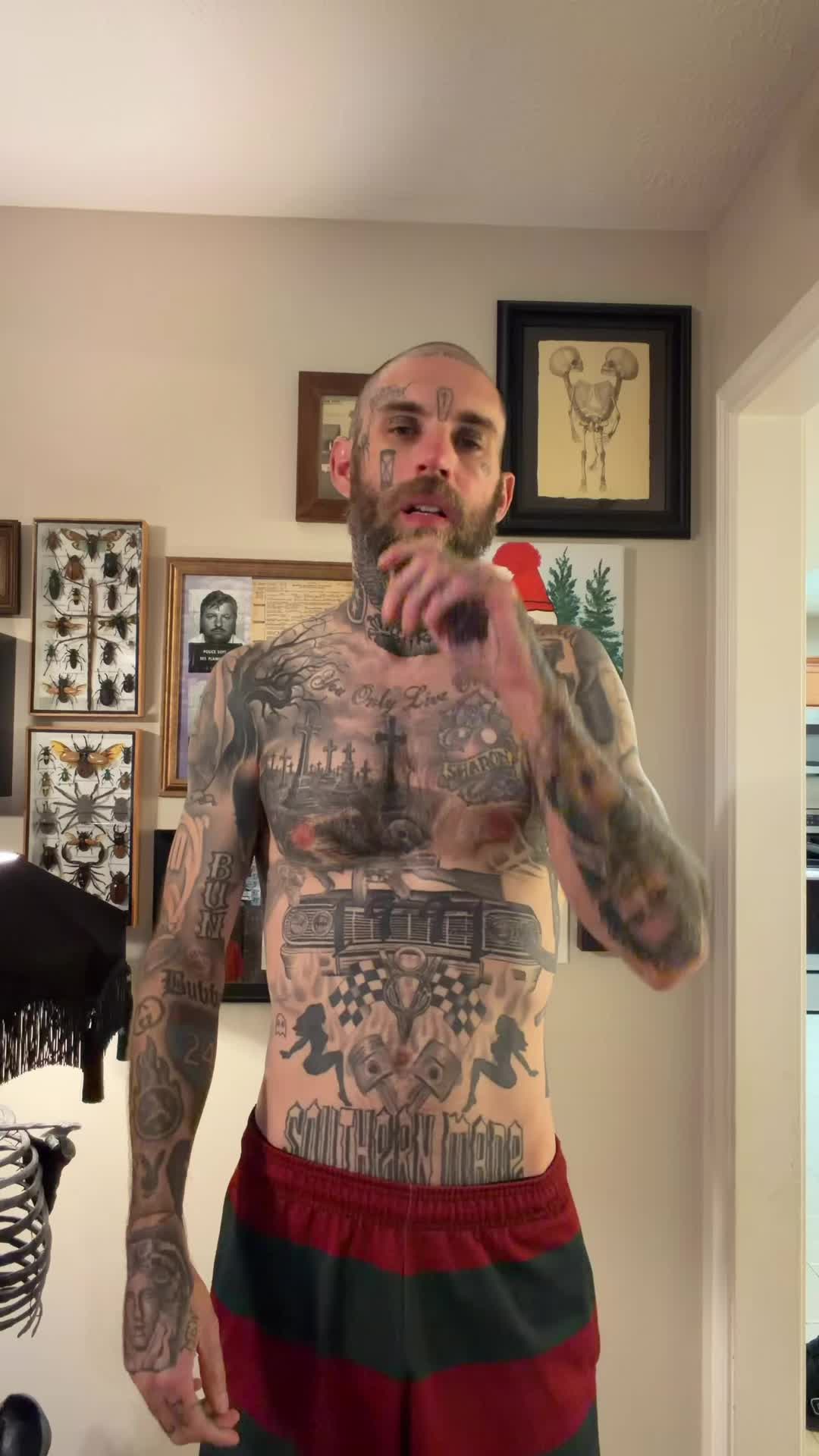 @itzjustchrizz