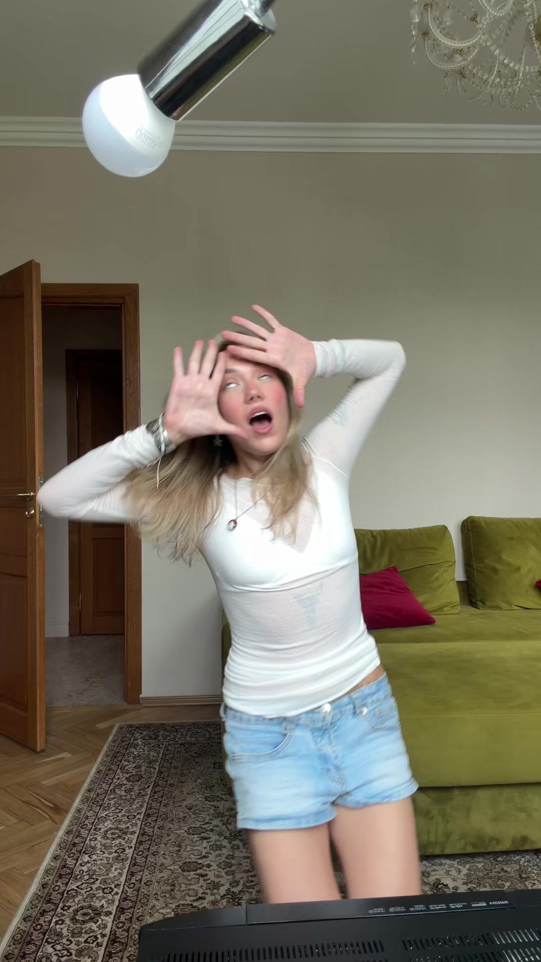 @алексис