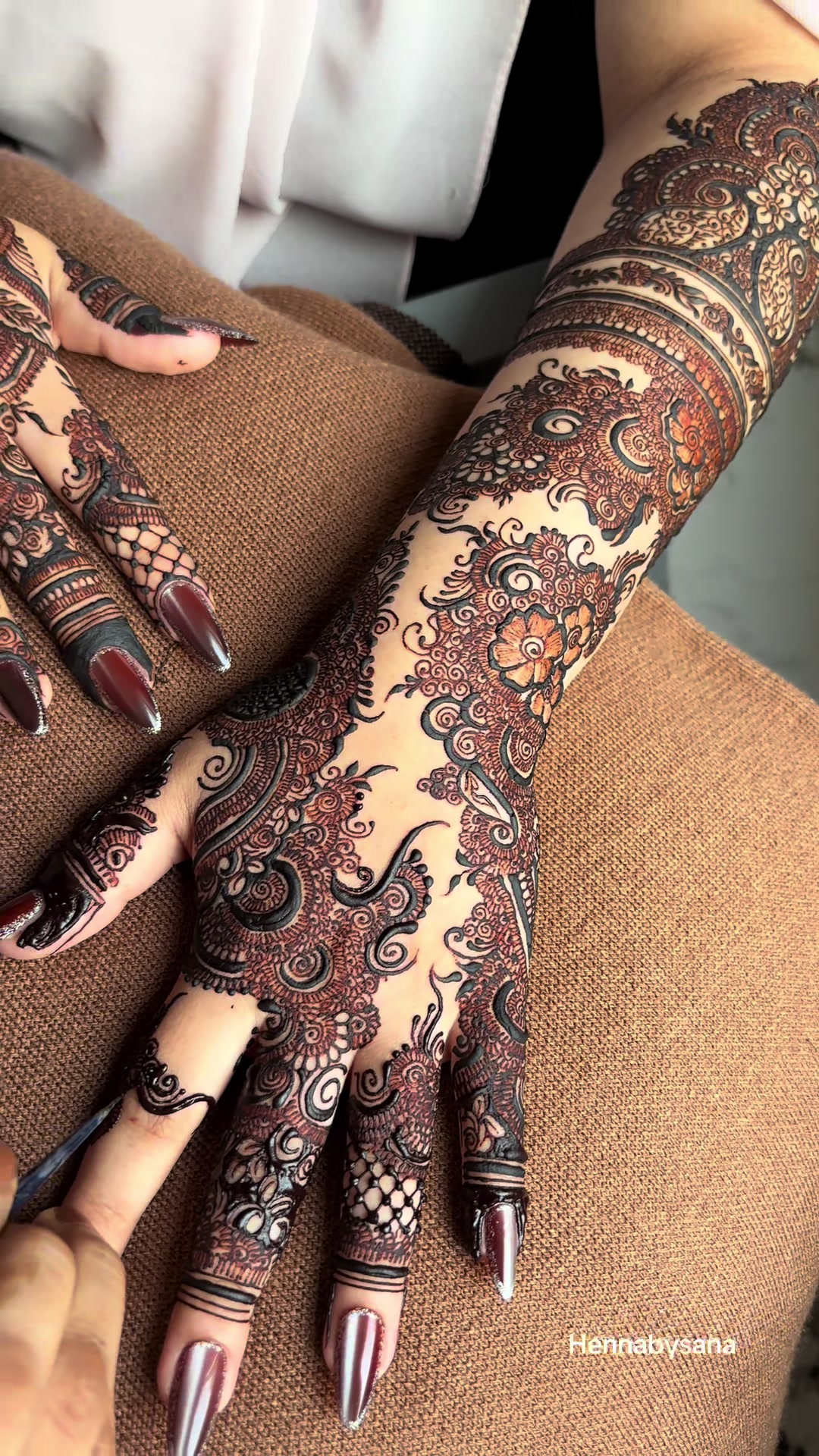 @henna by sana 809