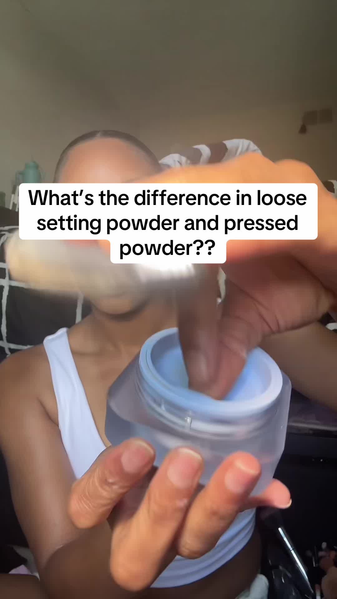 @AshMona