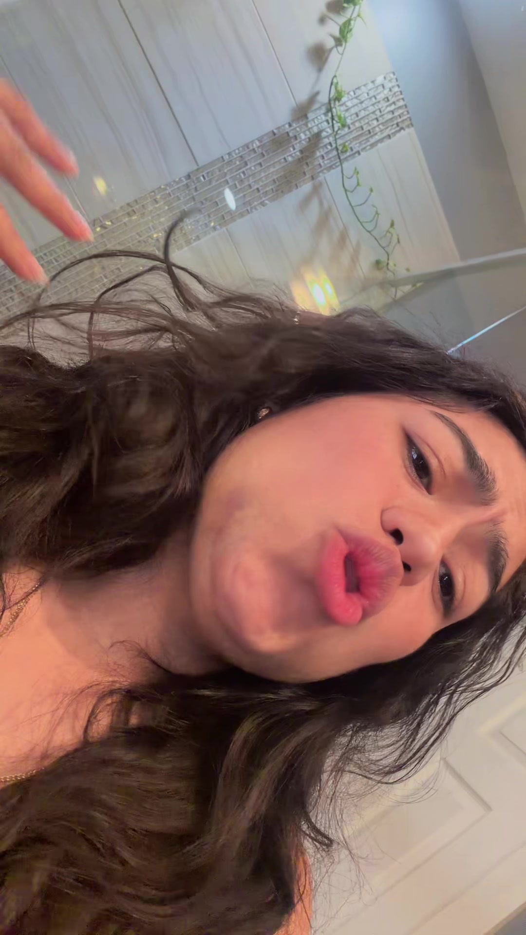 @Cindy Bailon566