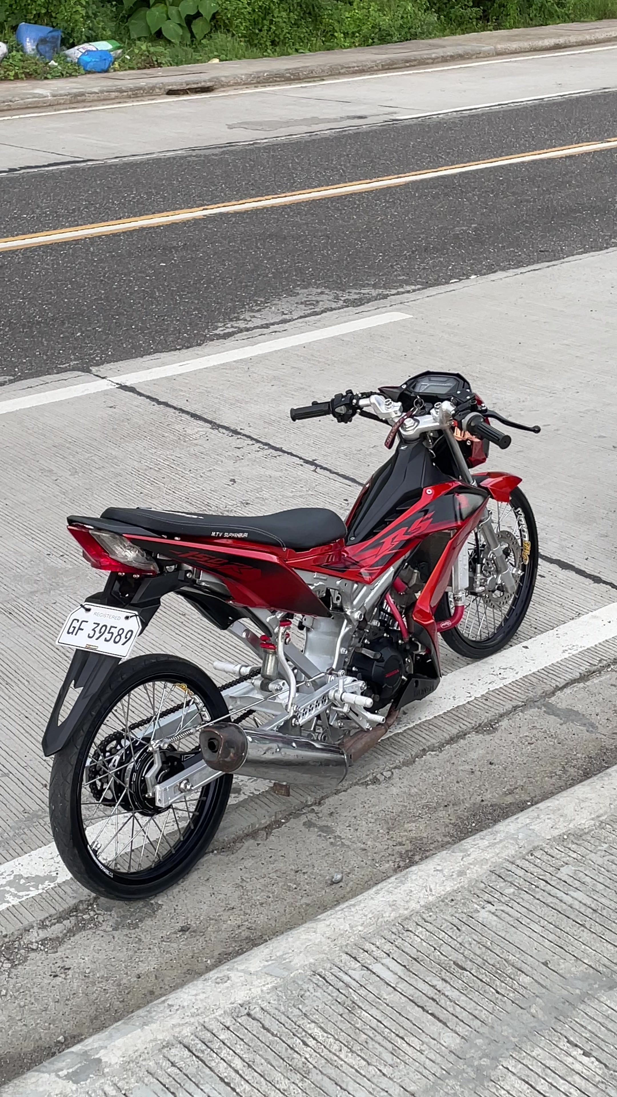 @Aljoniiix