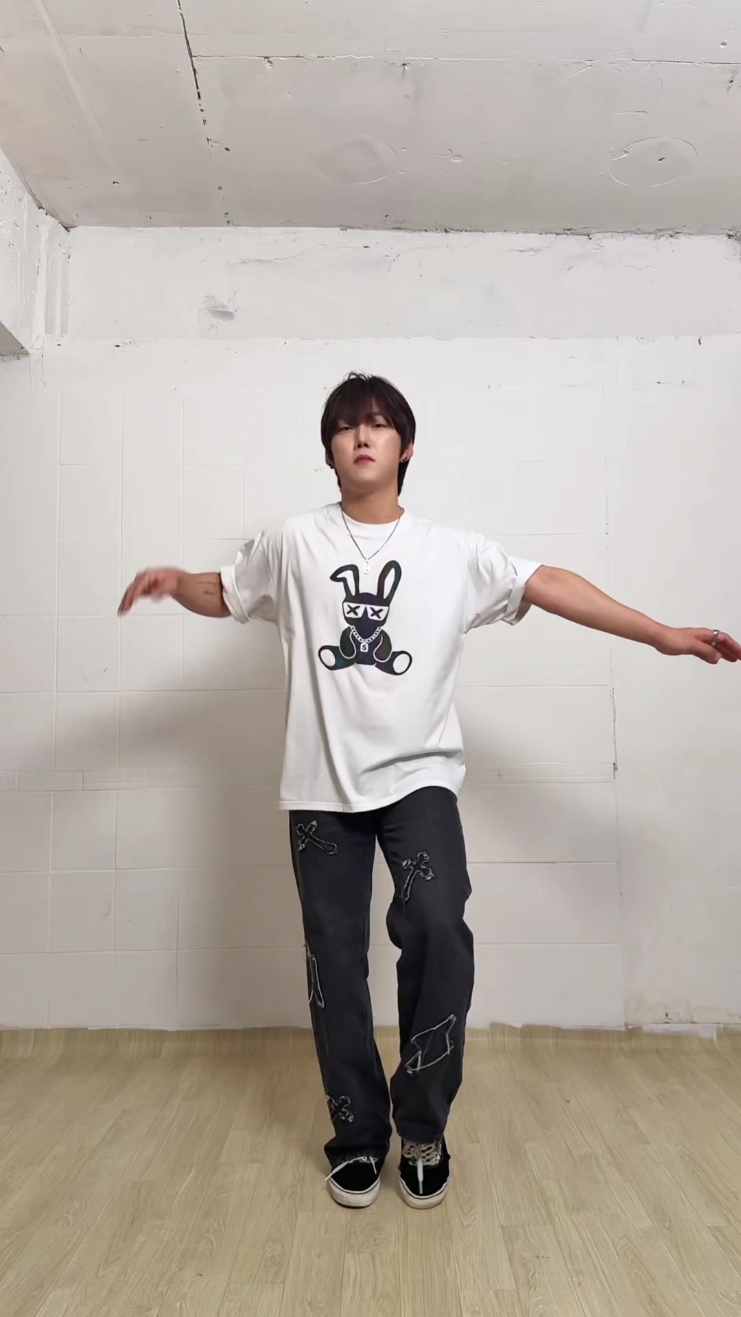 @JN ์ ์ด์๐