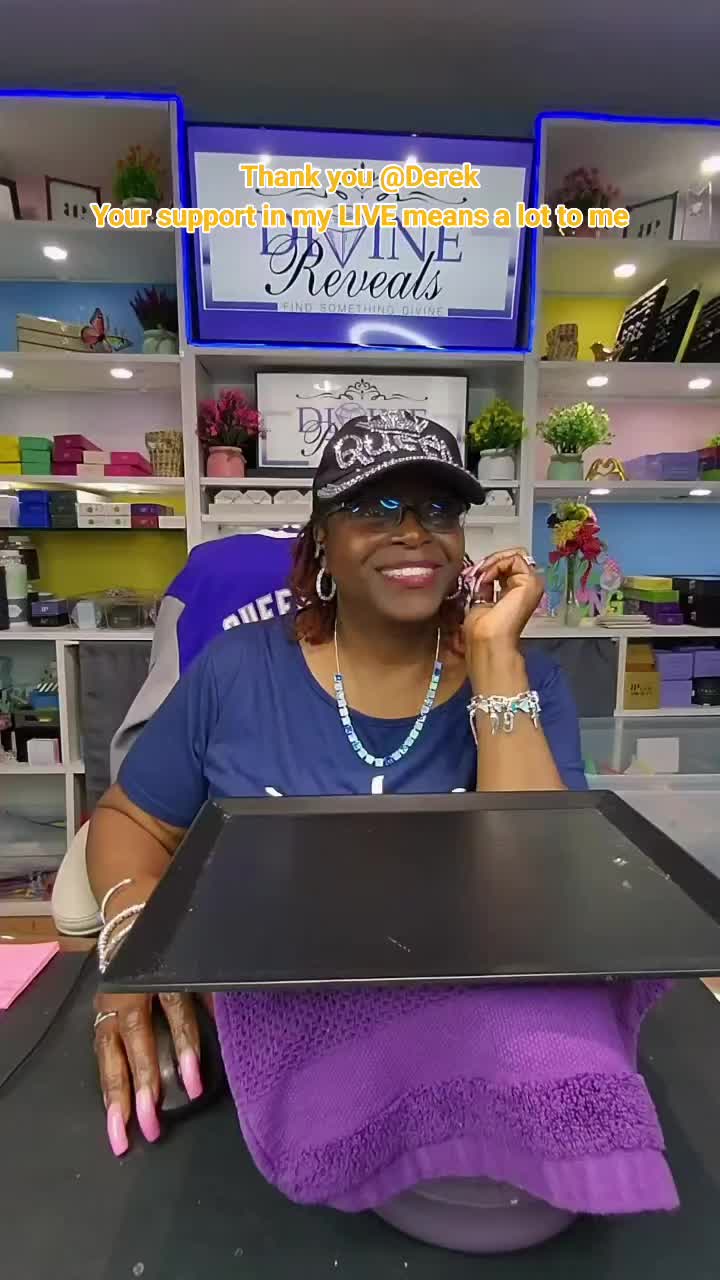 @💜DivineReveals (Tracee)💜