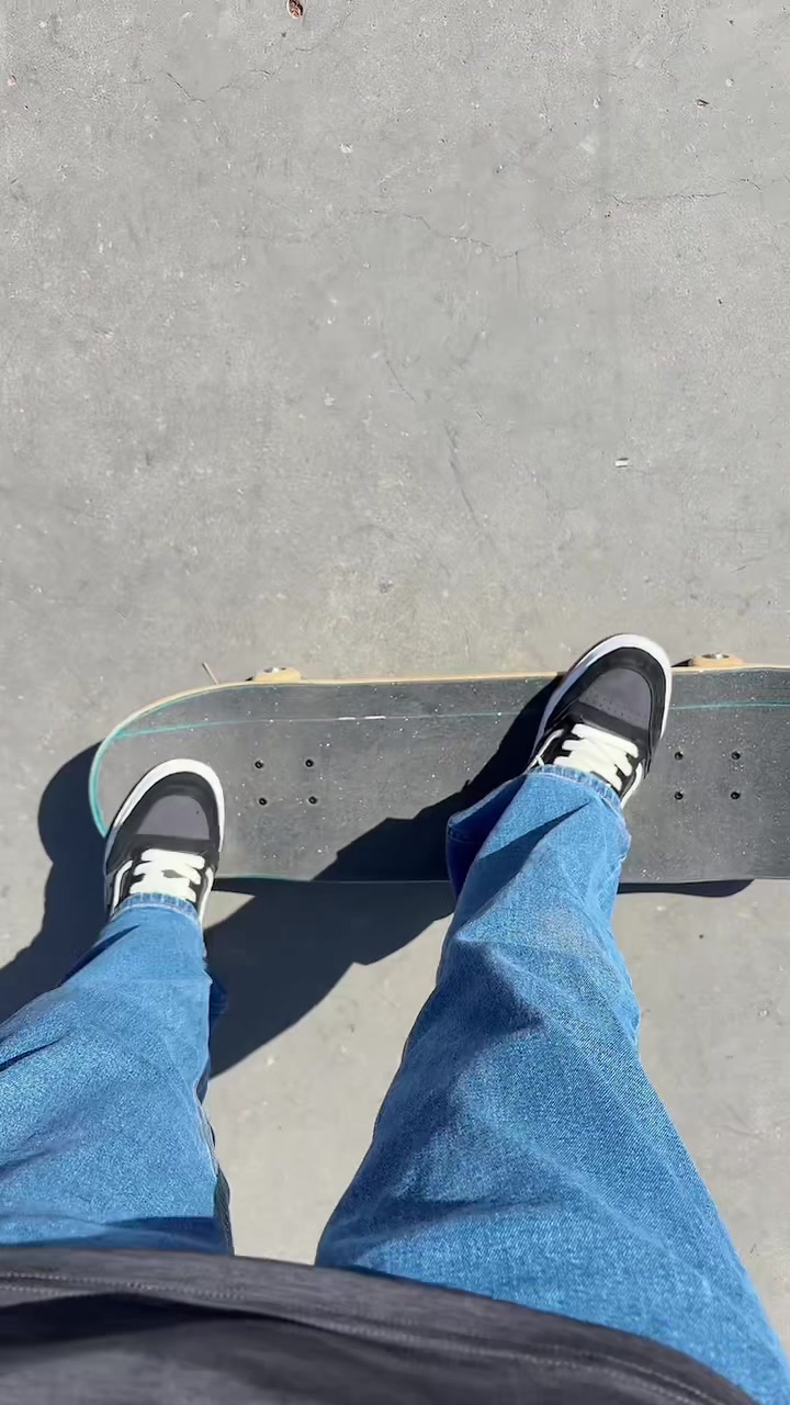 @curtskates