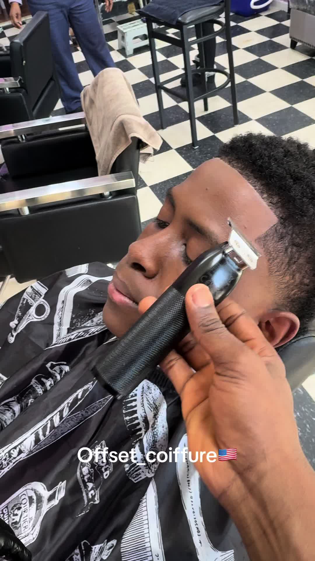 @Lamine Coiffeur 🇬🇳/🇺🇸