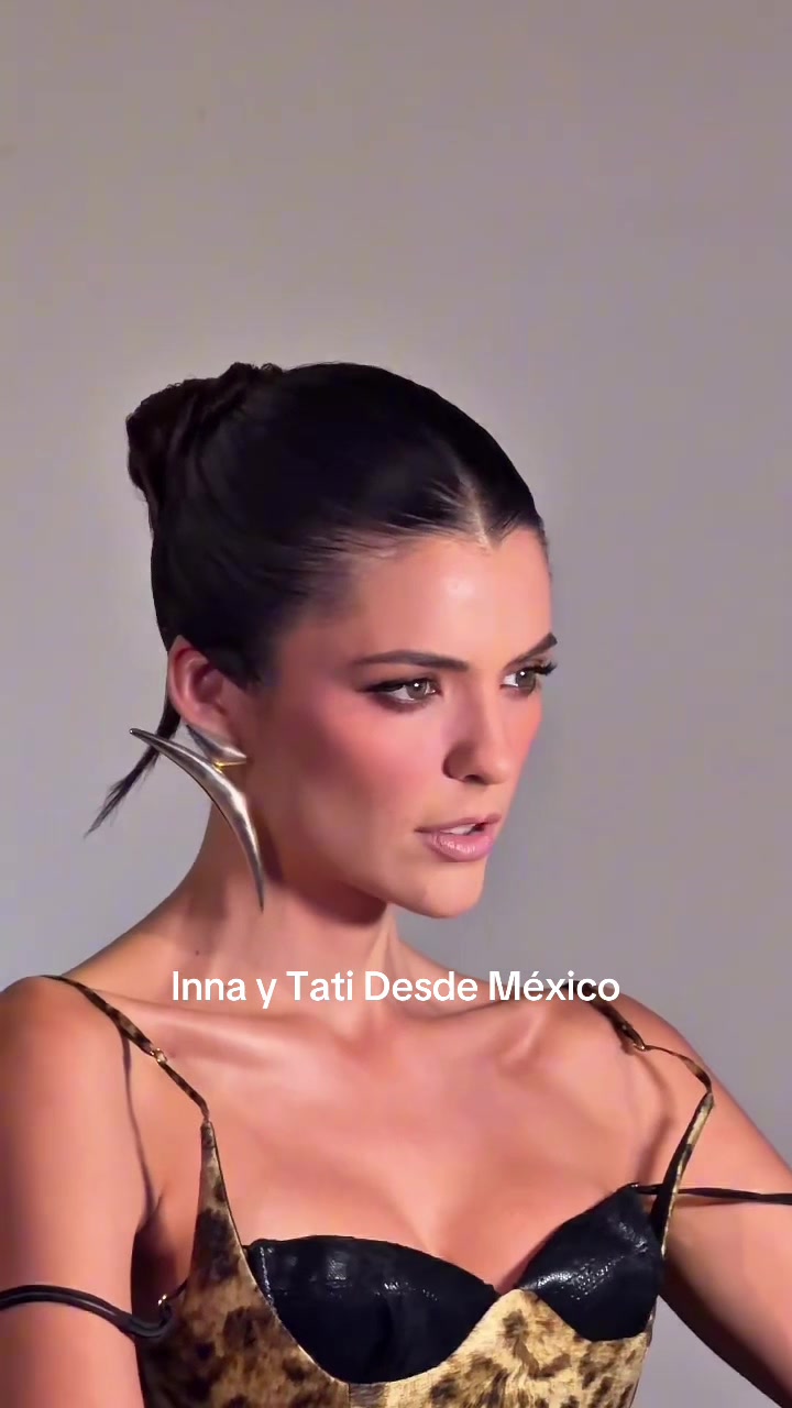 @LatinaUniversal