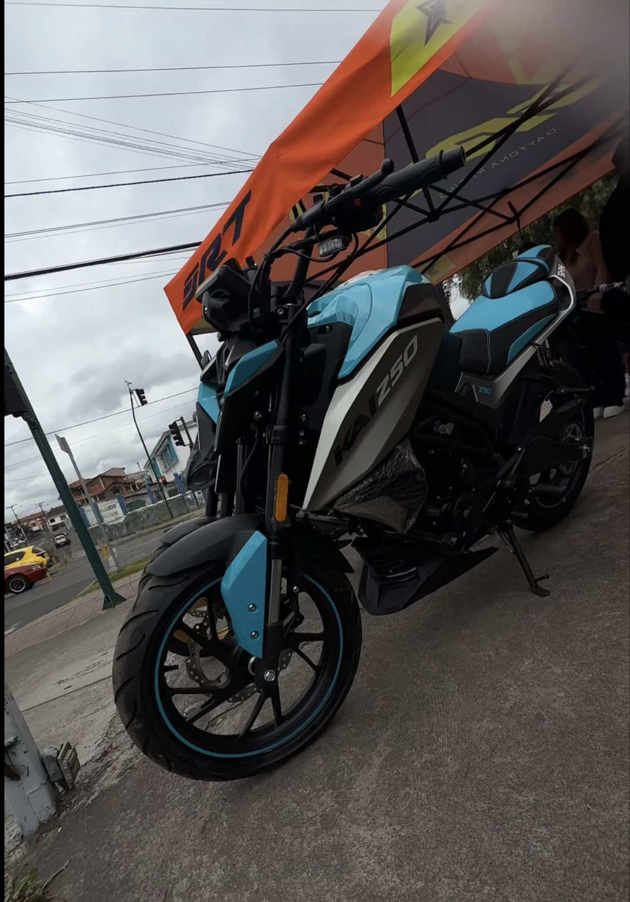 @Diego   Xavier   Biker