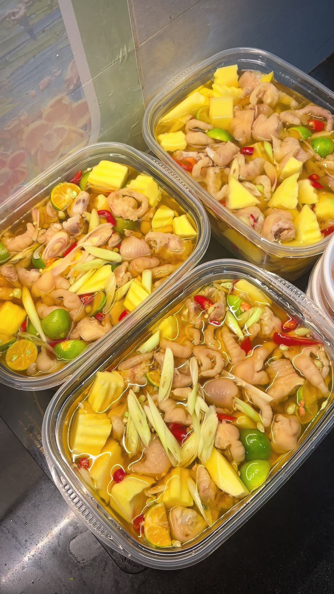 @Bếpnh&agrave;TuLy-Ch&acirc;n g&agrave; chi&ecirc;n gi&ograve;n