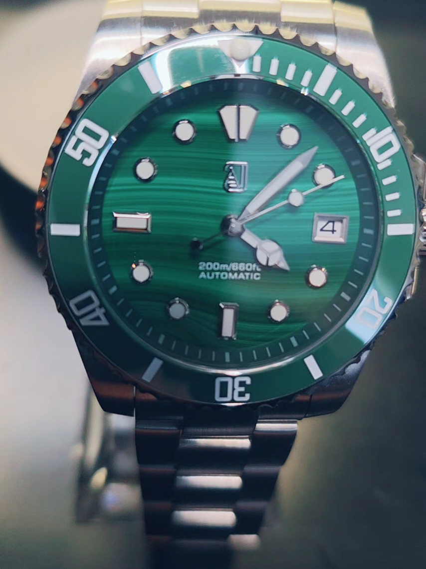 @A. Jon Watch (Adamjv)