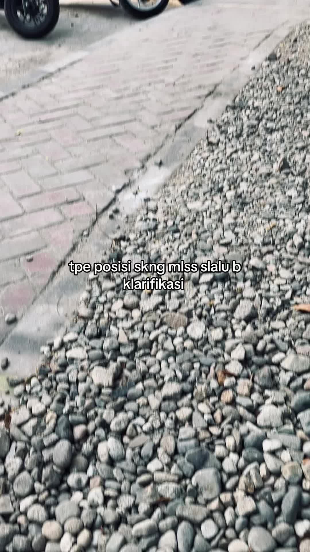 @𝖆𝖇𝖆𝖓𝖓 🕷️