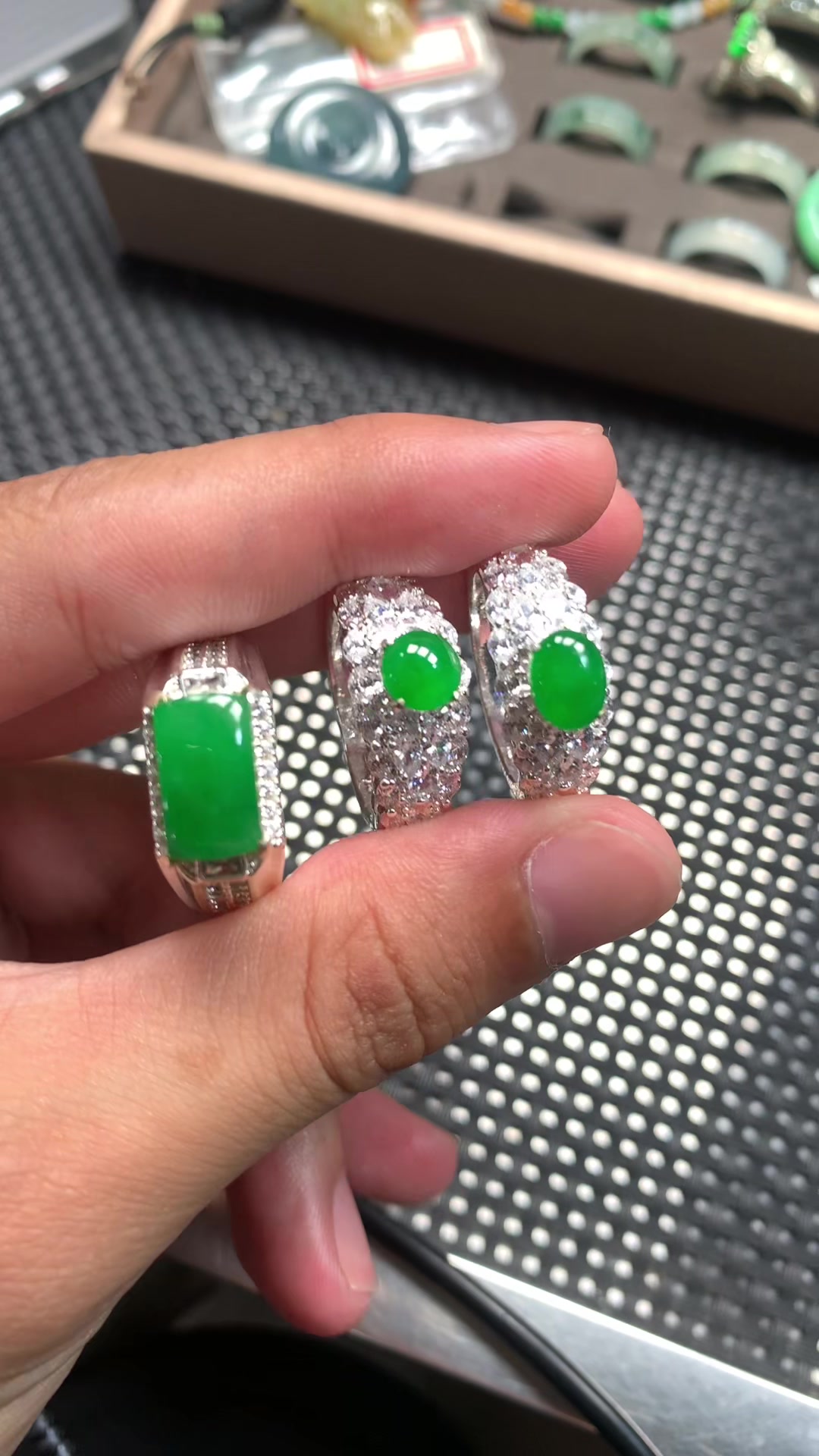 @RongWei Jewellery