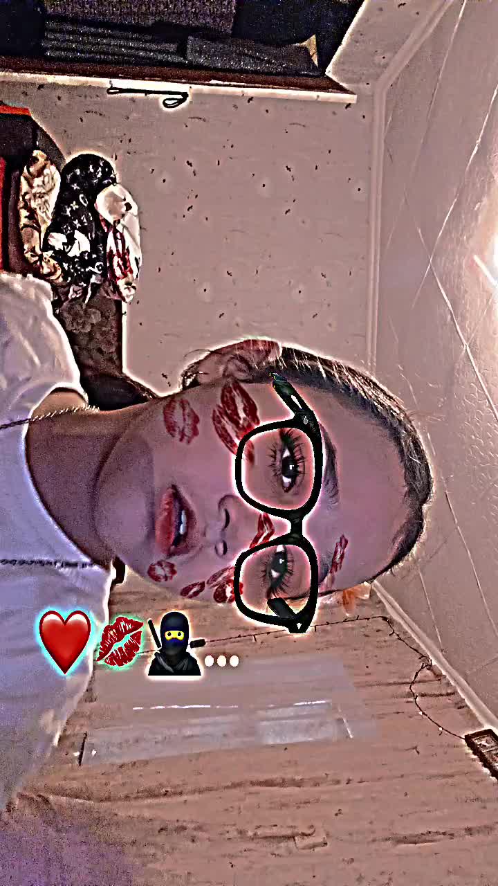 @маноко