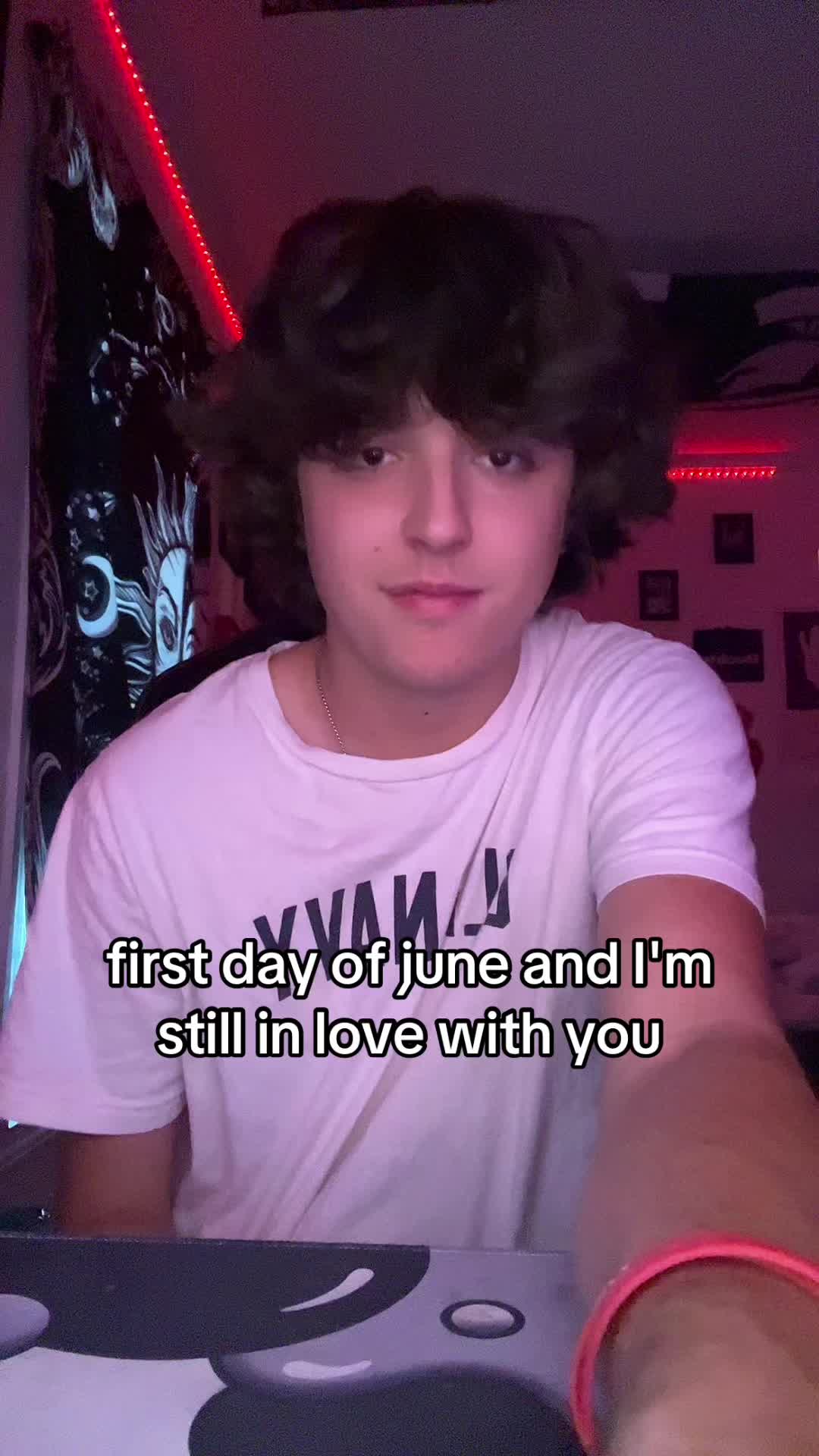 @T