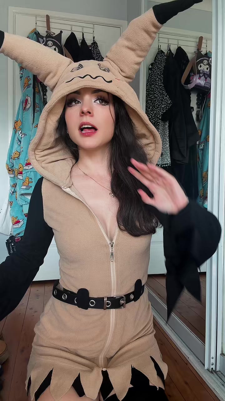 @Minacakes_12