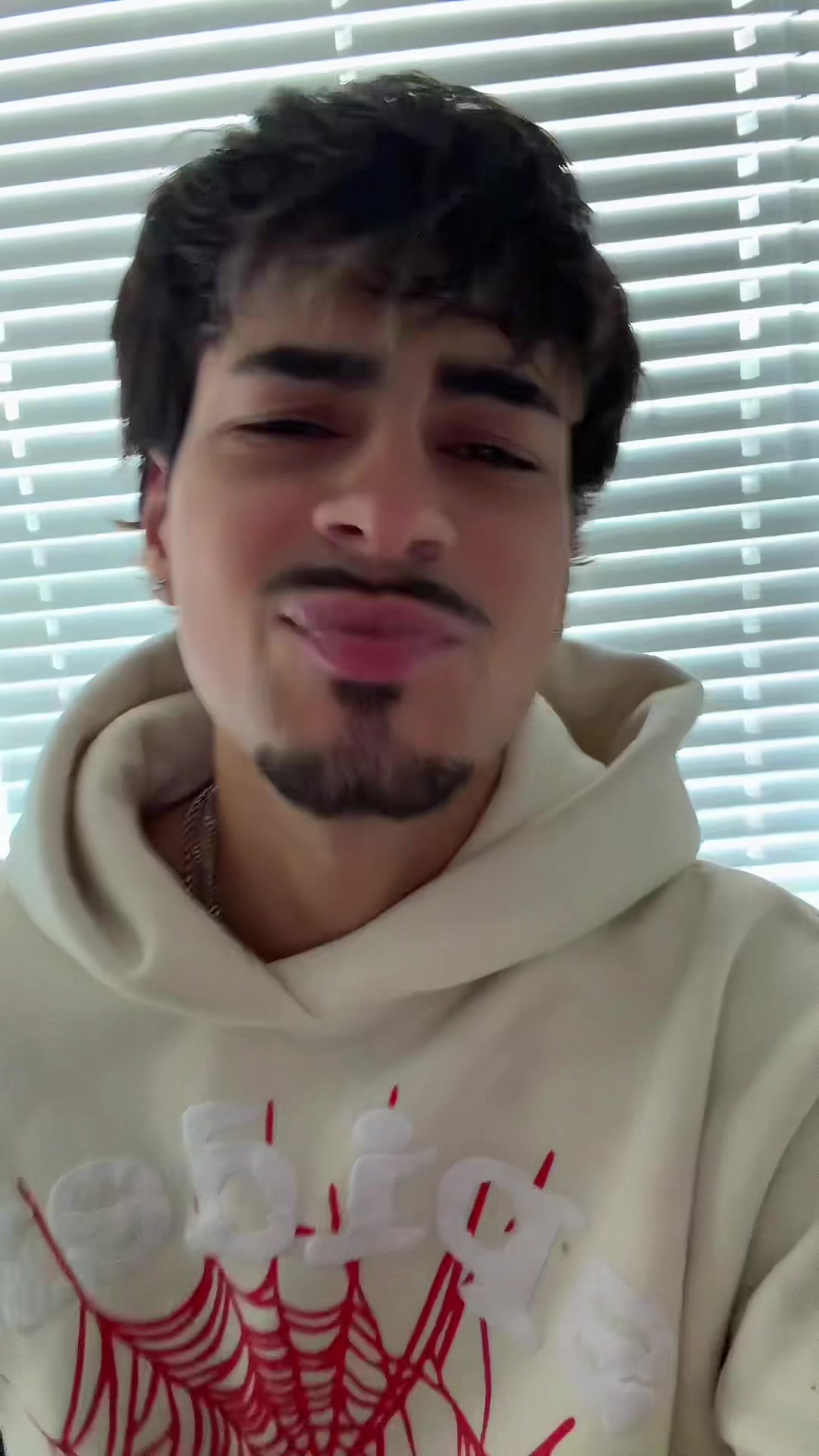 @Z