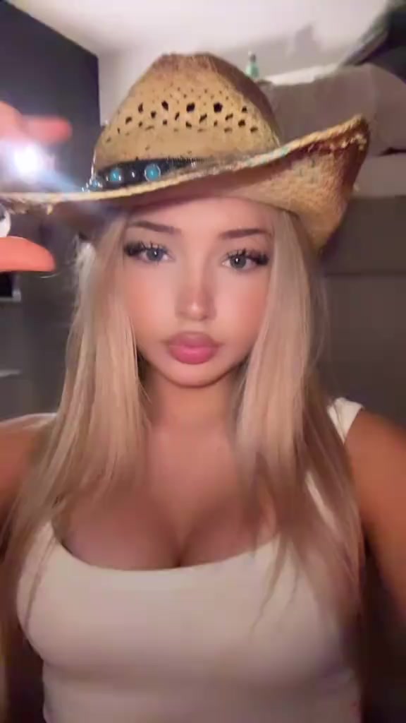 @Nekolie_2
