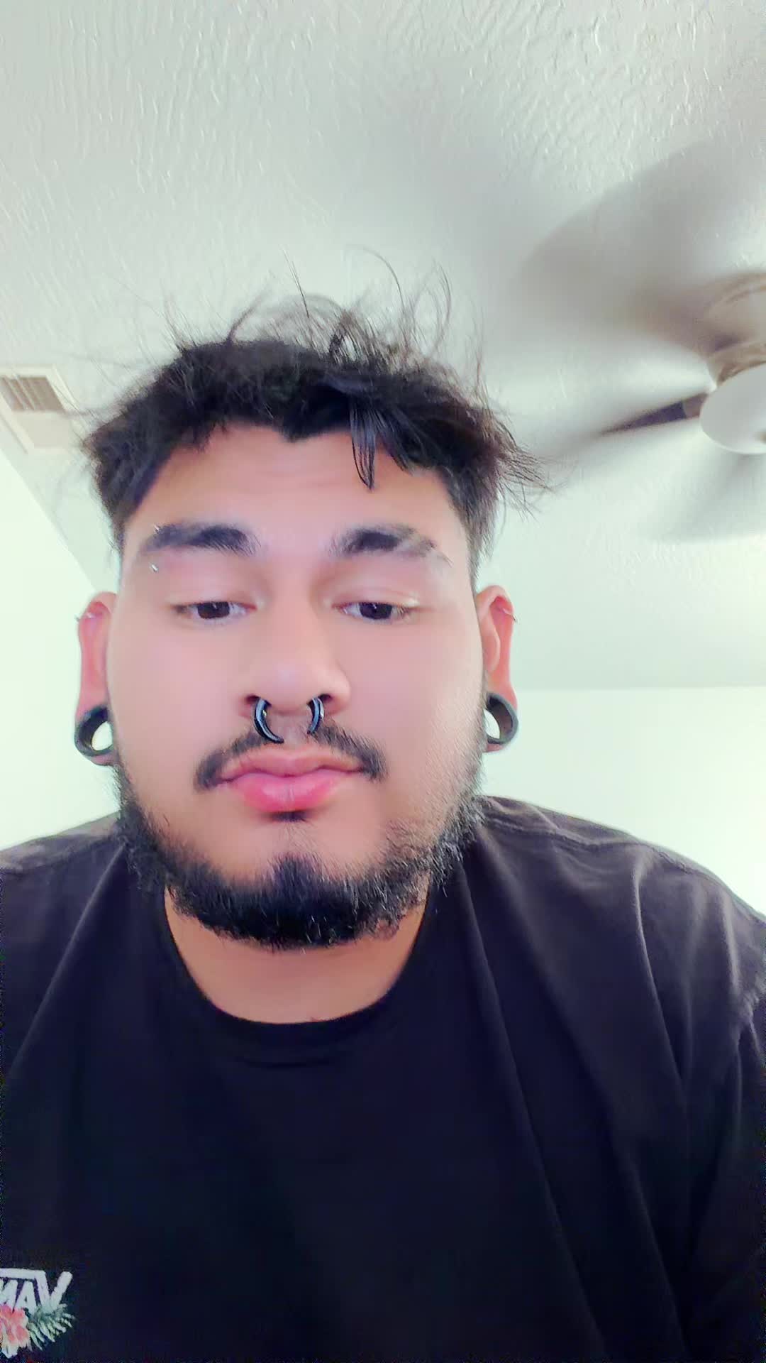 @izzythewavebuilder