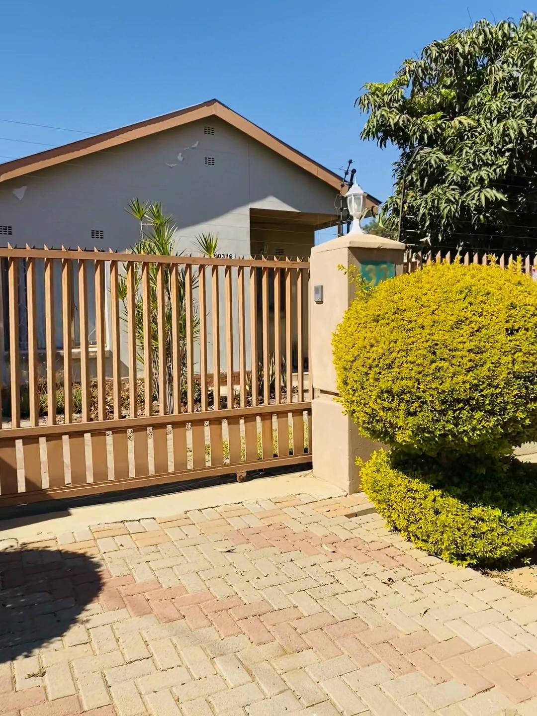 @OatsManeRealEstate