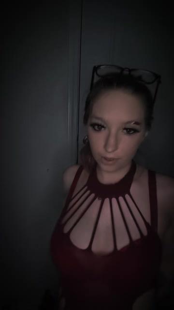 @Squishyybunnyy