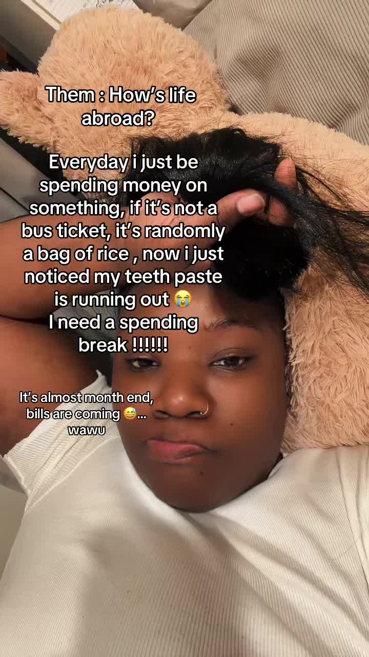 @𝒩ℴ𝓃𝓃𝓎 💋