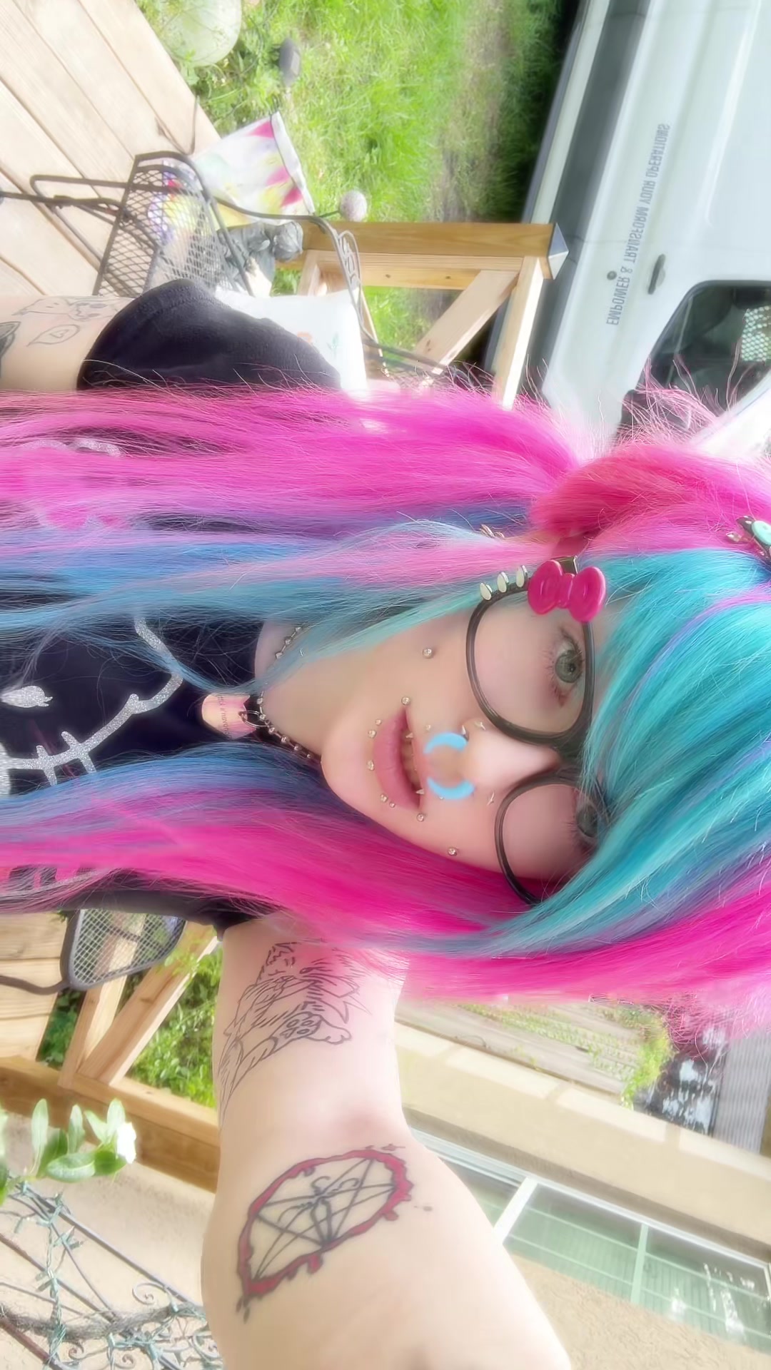 @audreysaysmeow