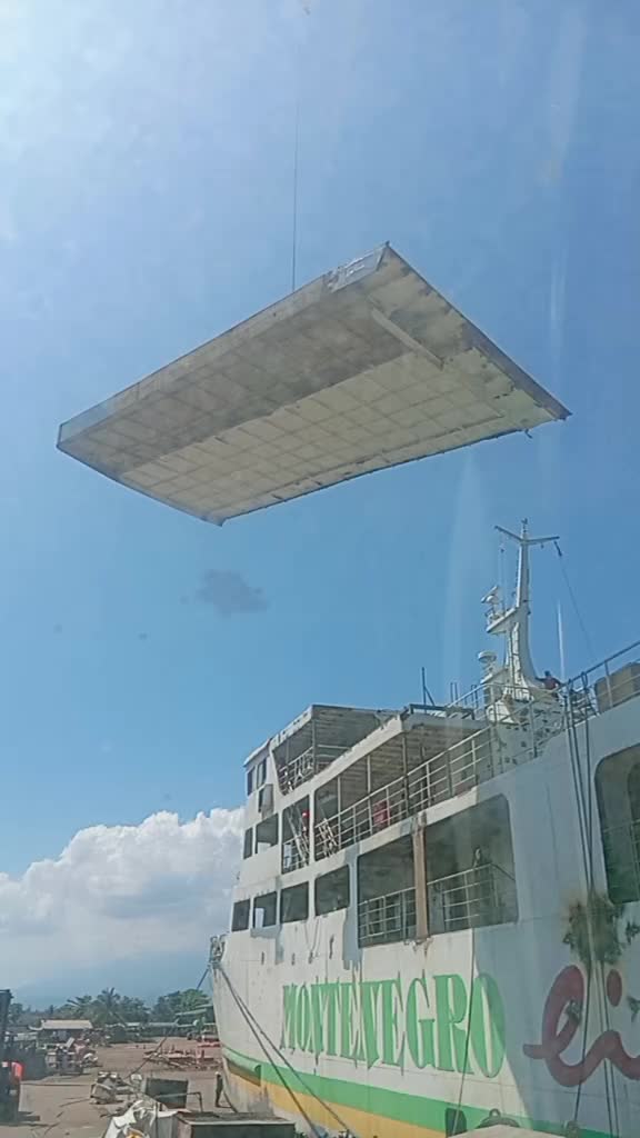 @sutil na crane operator