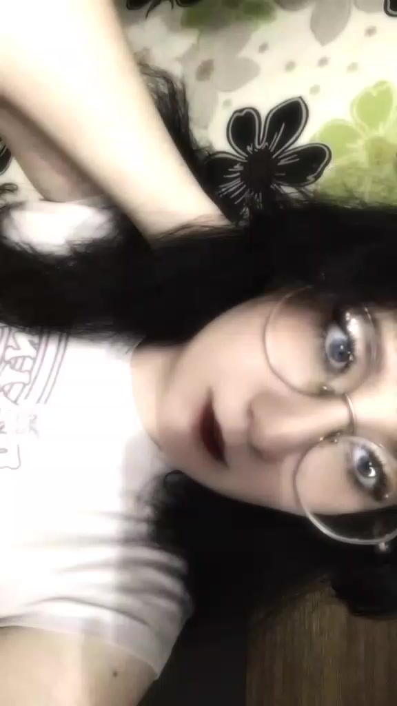 @anisoi