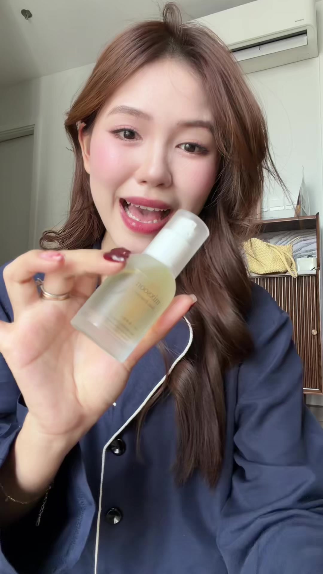 @Ngô Nguyễn Quỳnh Anh🐰ྀི