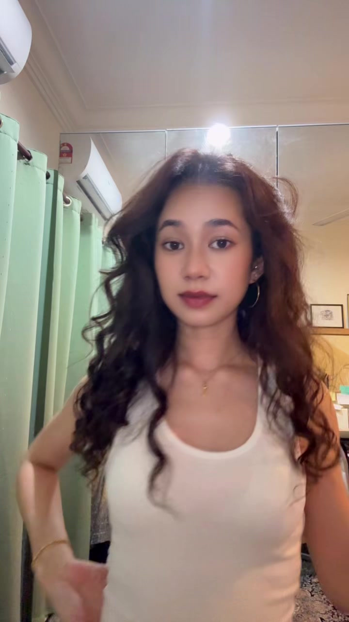 @leelaboo