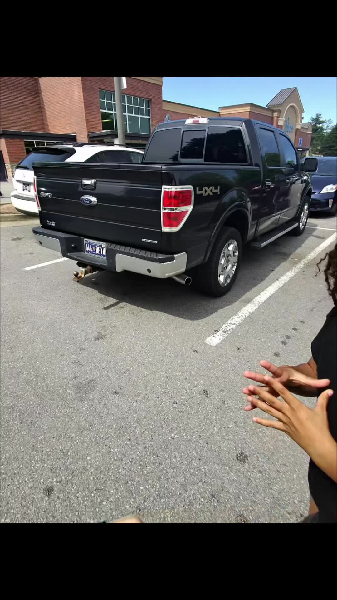 @TheluxCEO.HBBC