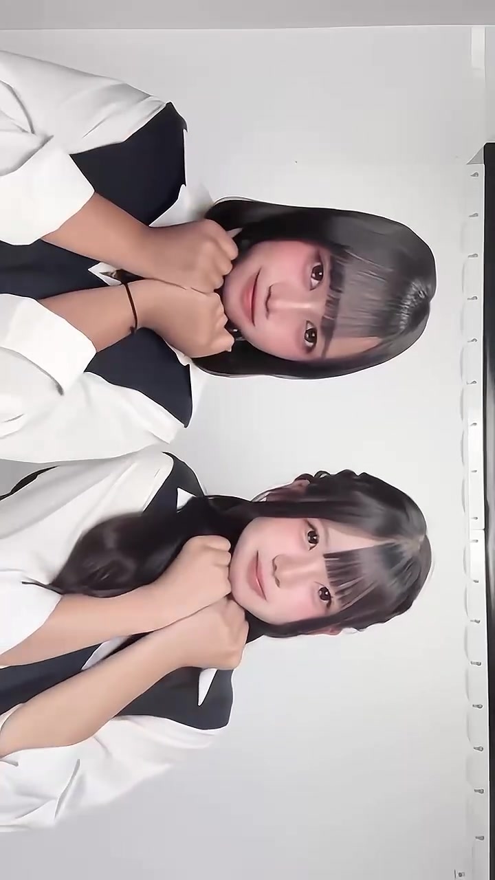 @か
