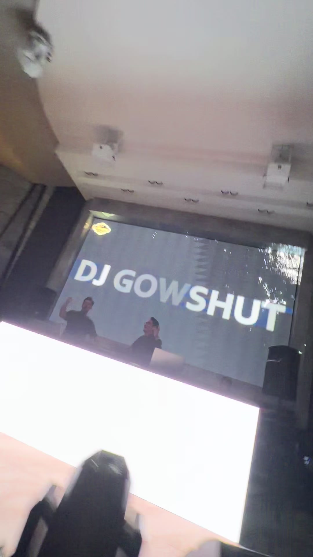 @DJ Gowshut