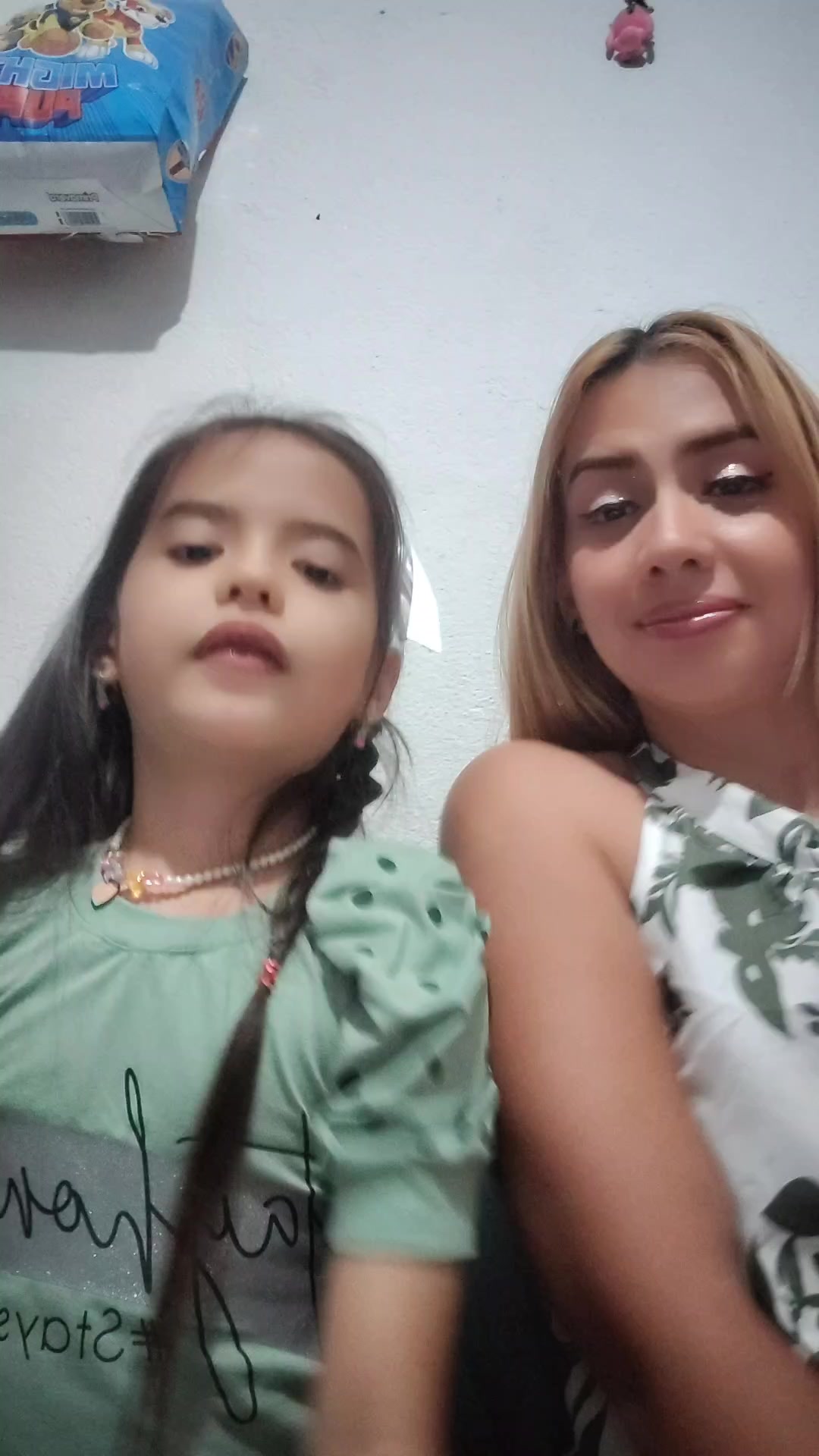 @Aleja❤️monita❤️