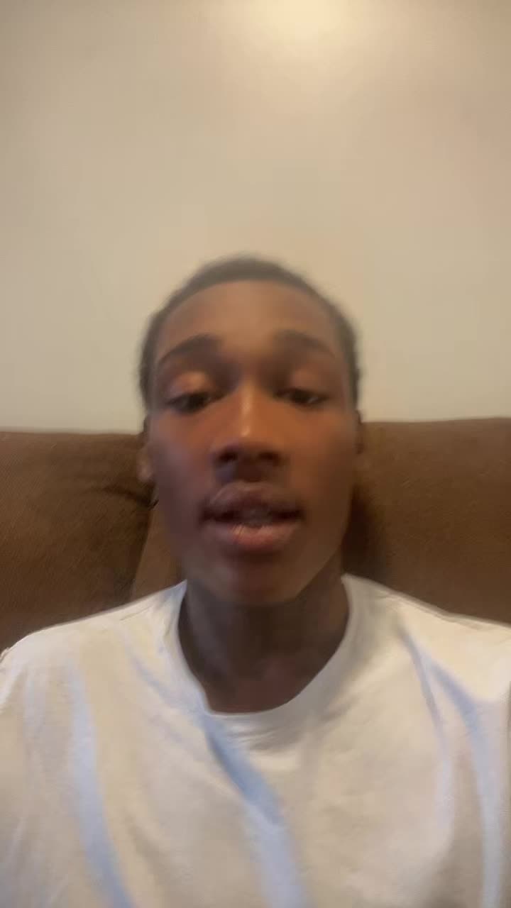 @Peezygoinviral