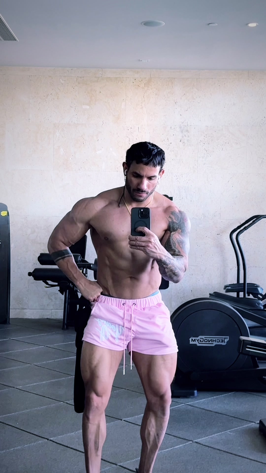 @Roli13