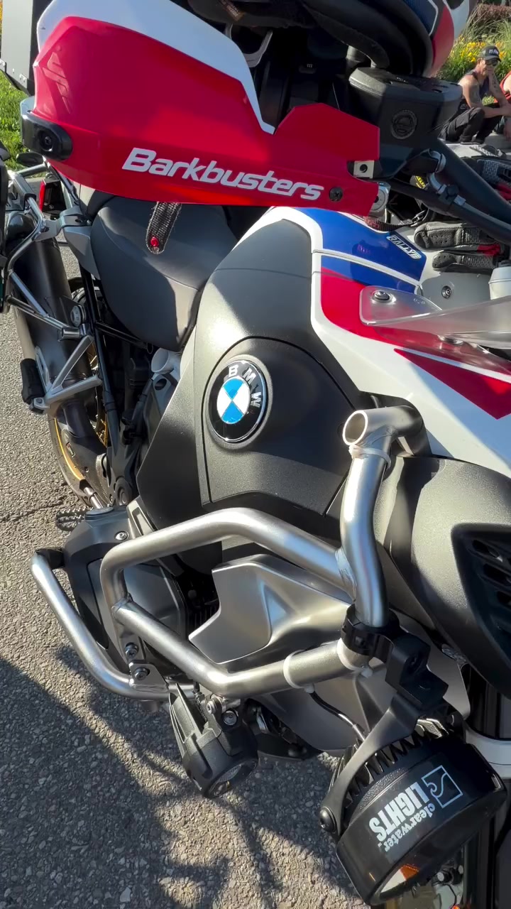 @RobbieMotoBikers🔥