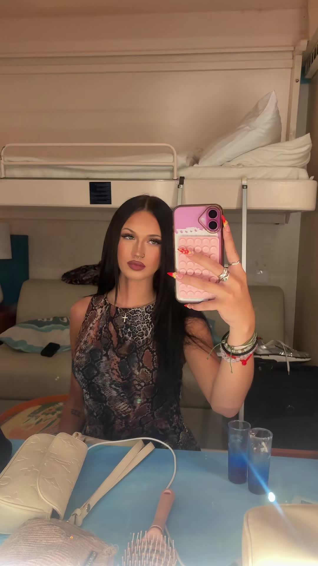 @user205679162
