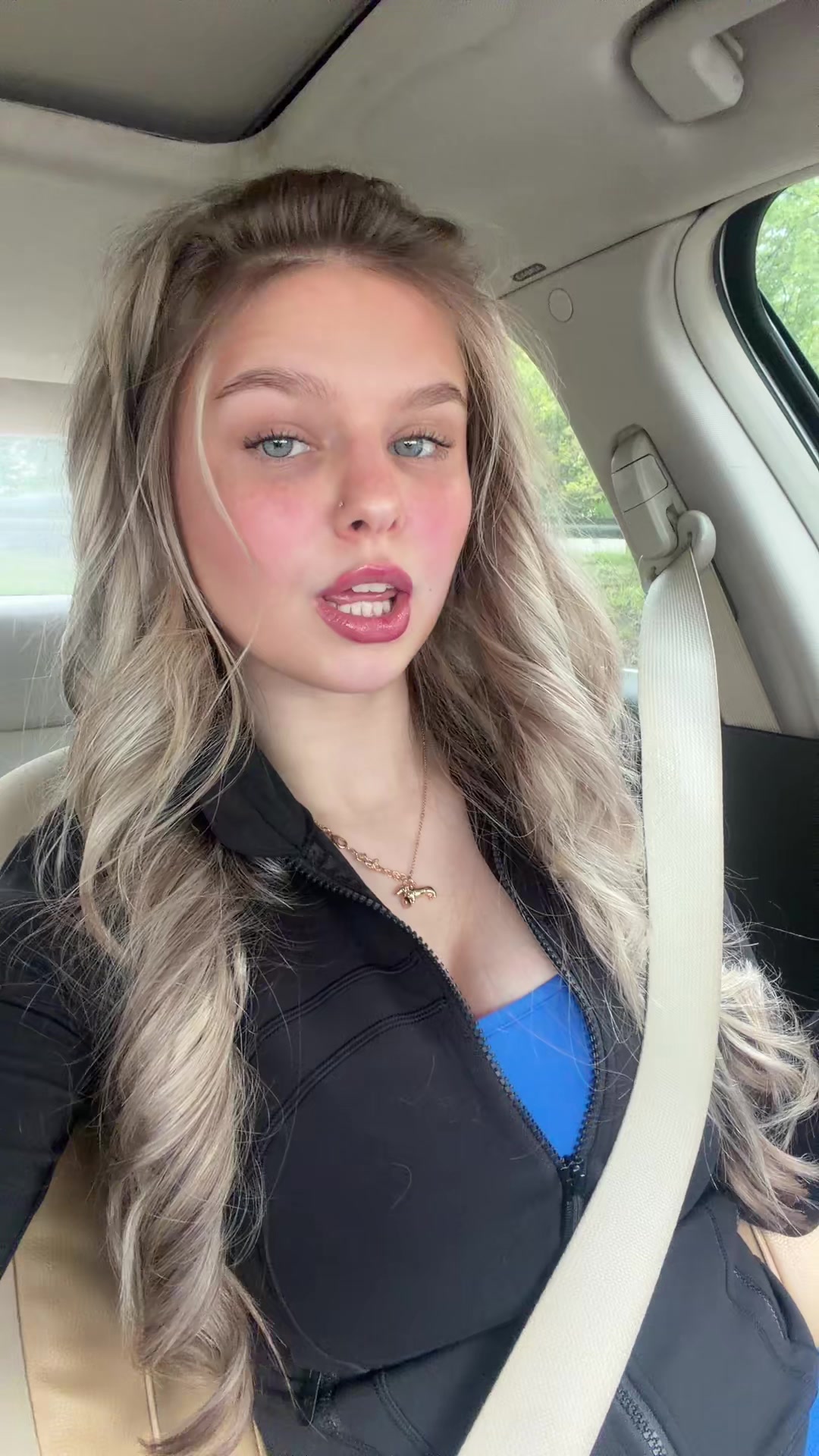 @emily💋ྀིྀི