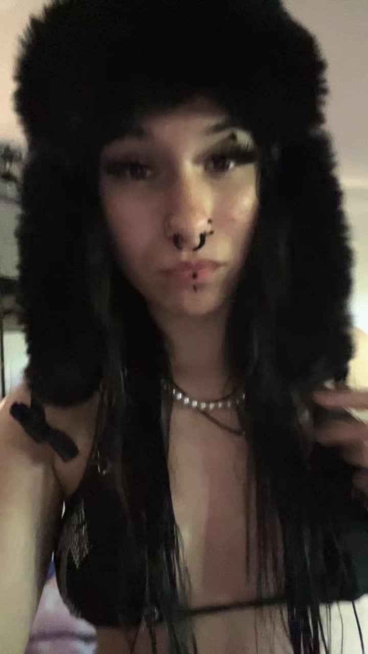 @️