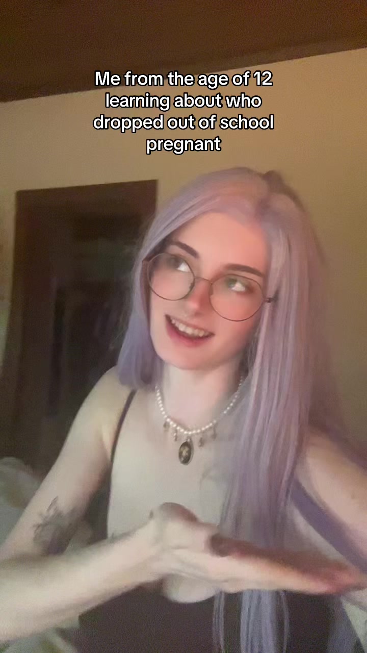 @𝔈𝔪𝔦𝔩𝔶 💛