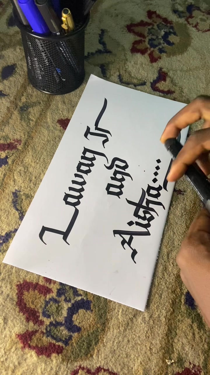 @𝗙.𝗗𝗘𝗦𝗦𝗜𝗚𝗡𝗦🖋️