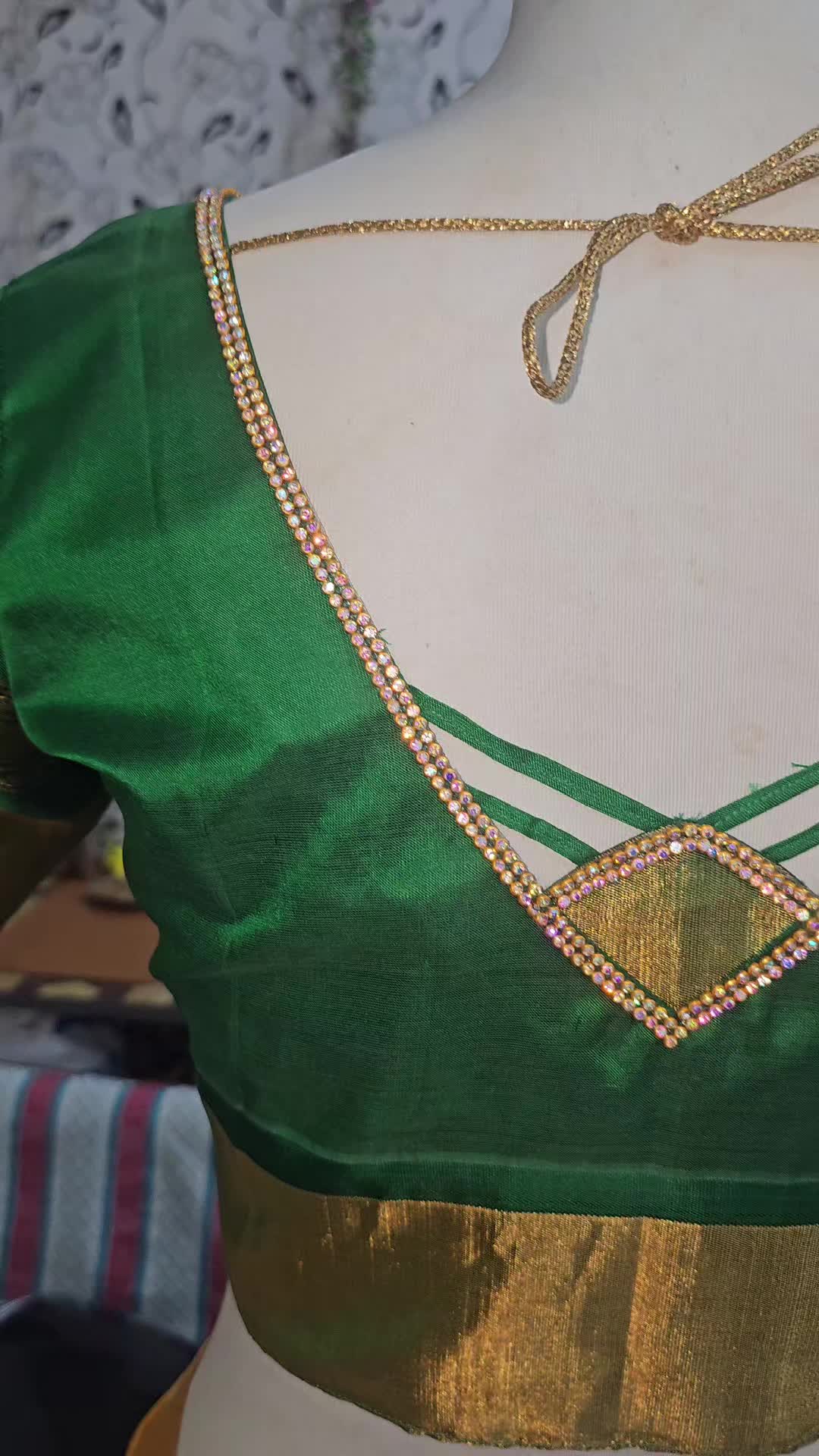 @Sanmeensha Collections