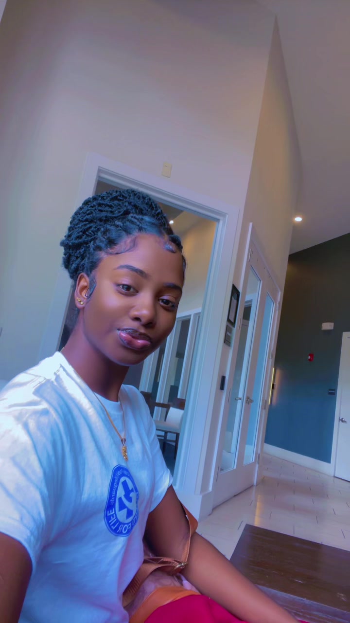 @queen_teka