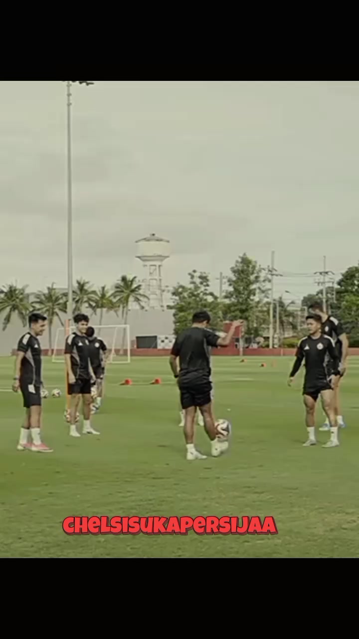 @Chelsi suka persija