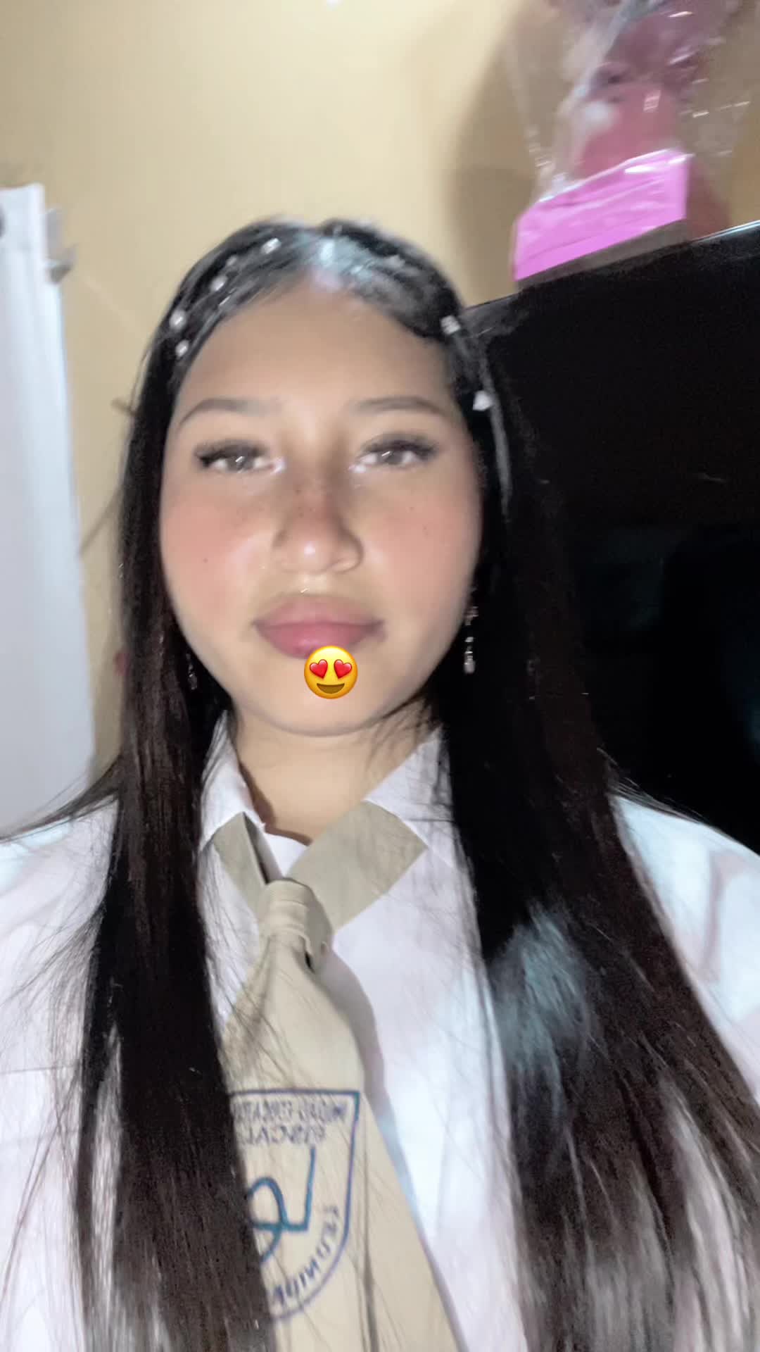 @Valeskitaaaa