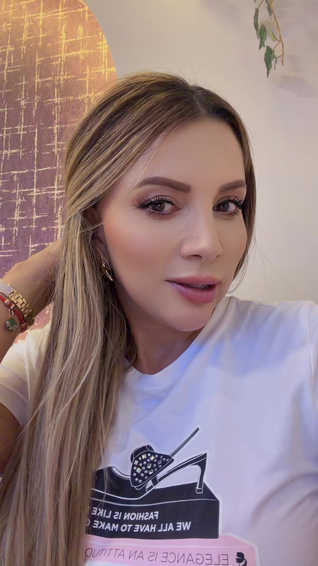 @Anna Karyna