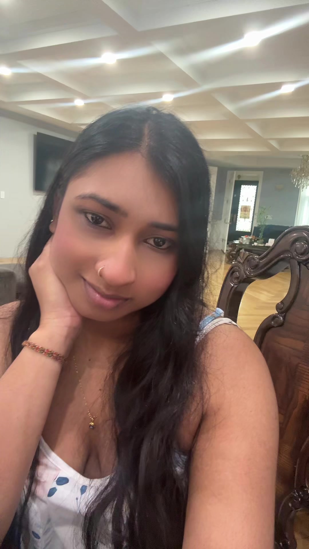 @Priya ✨🧿