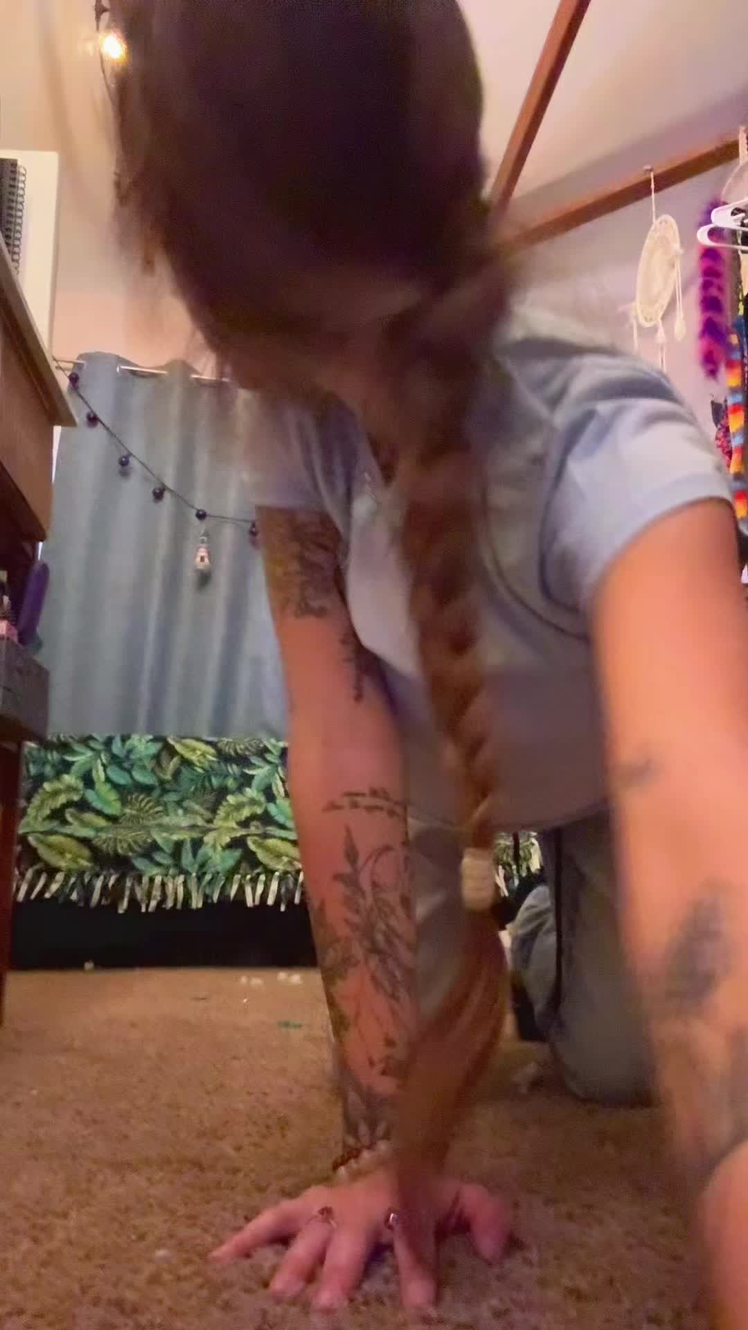 @notzoe.serena